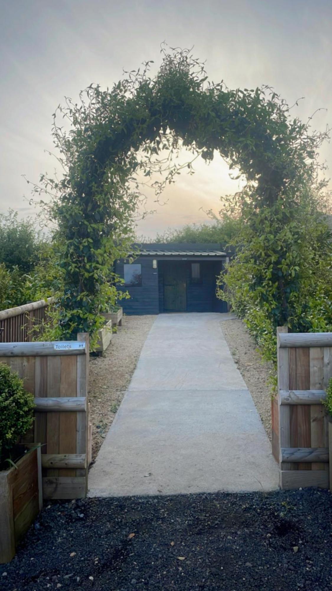 Swallowfield Glamping-Station Master Yeovil Dış mekan fotoğraf